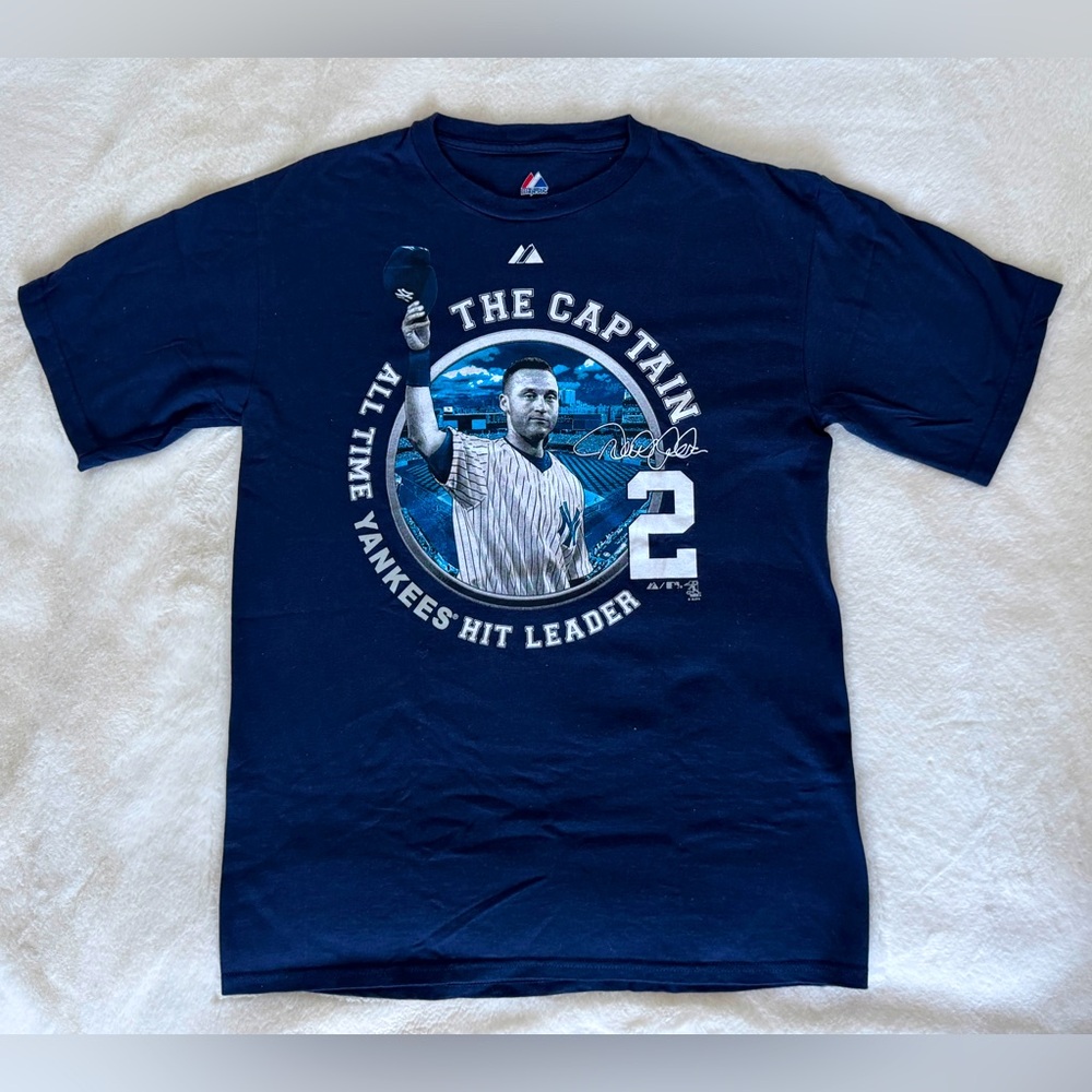 NY Yankees Derek Jeter Graphic T-Shirt, Size Medium
